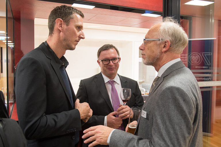 Prof. Dr. Herrmann Müller, Department Psychologie LMU München; Prof. Dr. Markus Bühner Präsident des Fakultätentages Psychologie, LMU München; Prof. Dr. Conny Antoni, Präsident DGPs